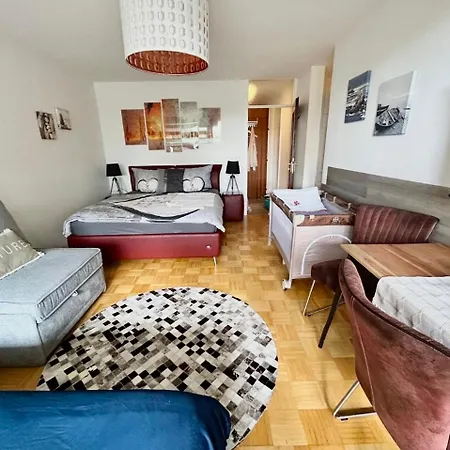 Sunset View With Logia Apartmán Ettlingen